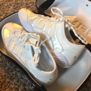 nfinity evolution cheer shoes